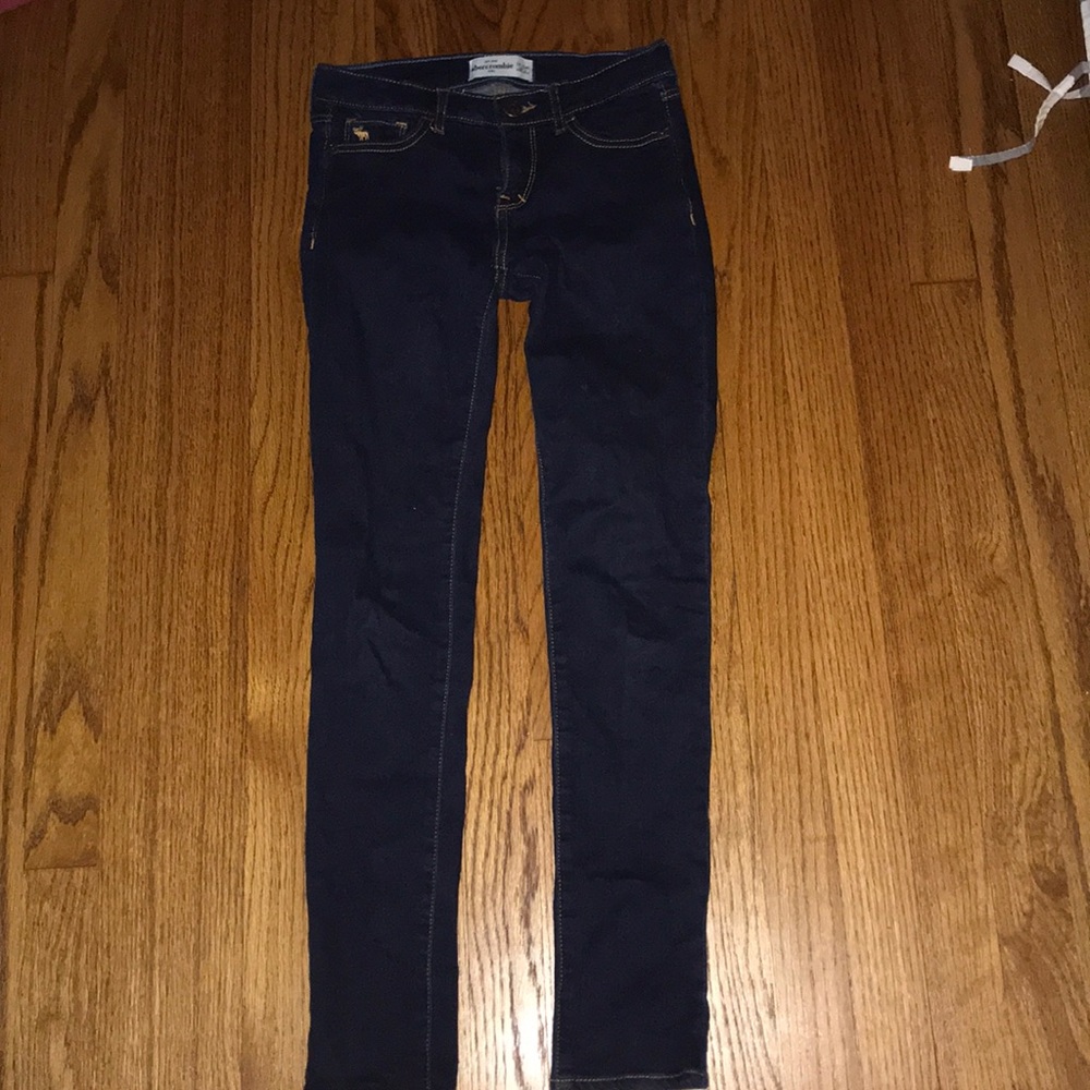 dark washed abercrombie jeans